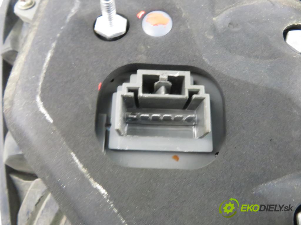 FIAT STILO (192_) HB 2002 59,00 1.2 16V 80 - 188 A5.000 1242,00 Svetlo pravé zadné 46758985 ; 46758985DX