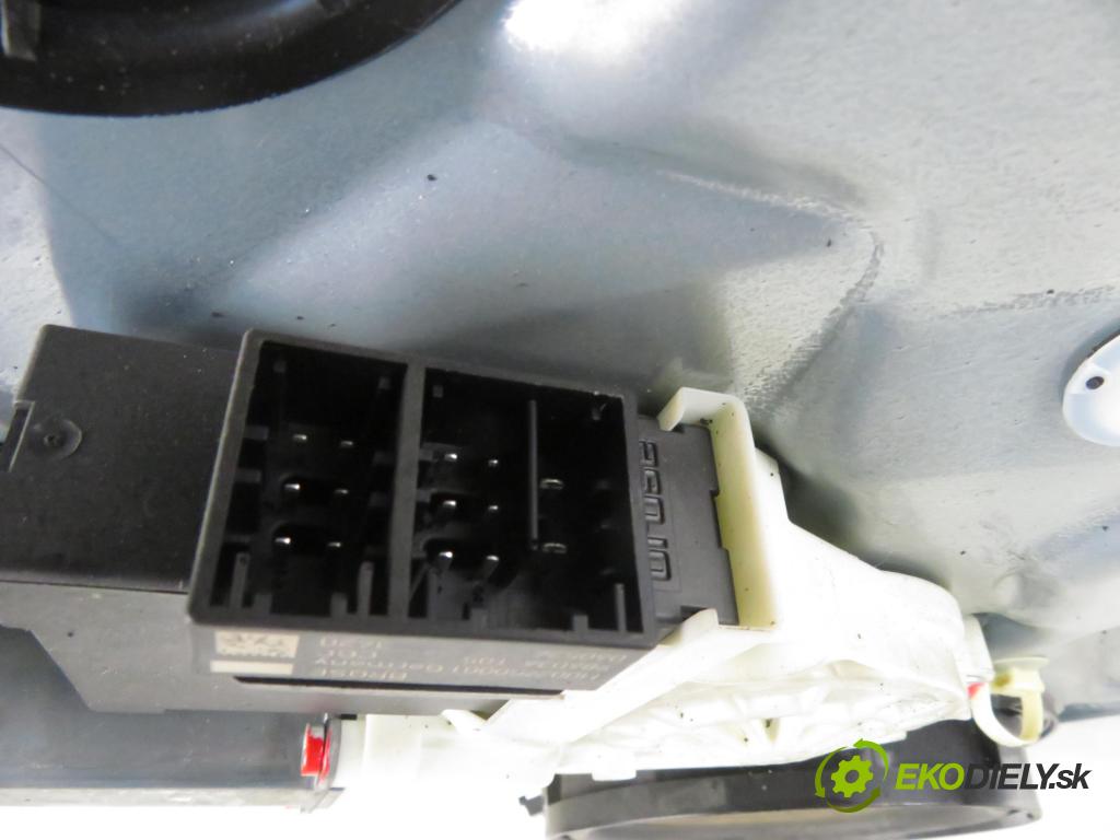 SEAT IBIZA III (6L1) HB 2007 55,00 1.4 16V - BKY 1390,00 mechanismus oken PPE 6L4837756S