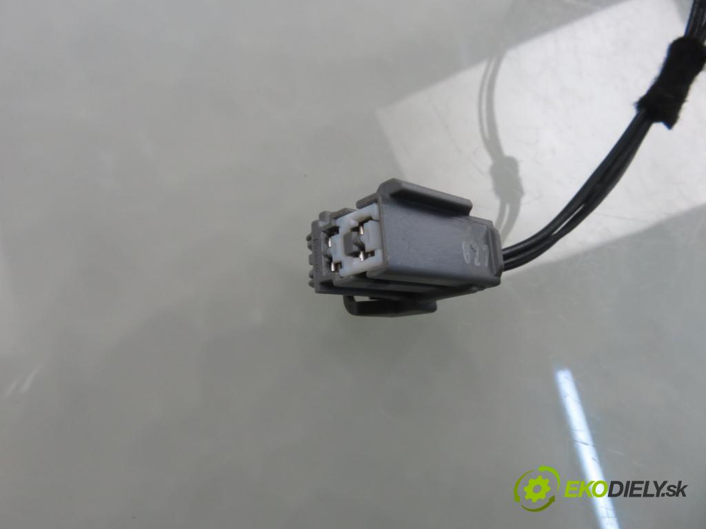 FORD FOCUS II (DA_, HCP) HB 2008 85,00 1.8 TDCi 115 - KKDA 1753,00 světlo levé zadní 8M5113405A