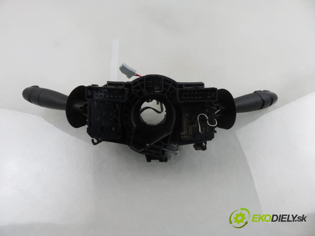 OPEL VIVARO A Skrzynia (X83) FURGON 2003 60,00 1.9 DI 80 - F9Q 762 1870,00 páčka/prepínač 91167148D ; 8200070266