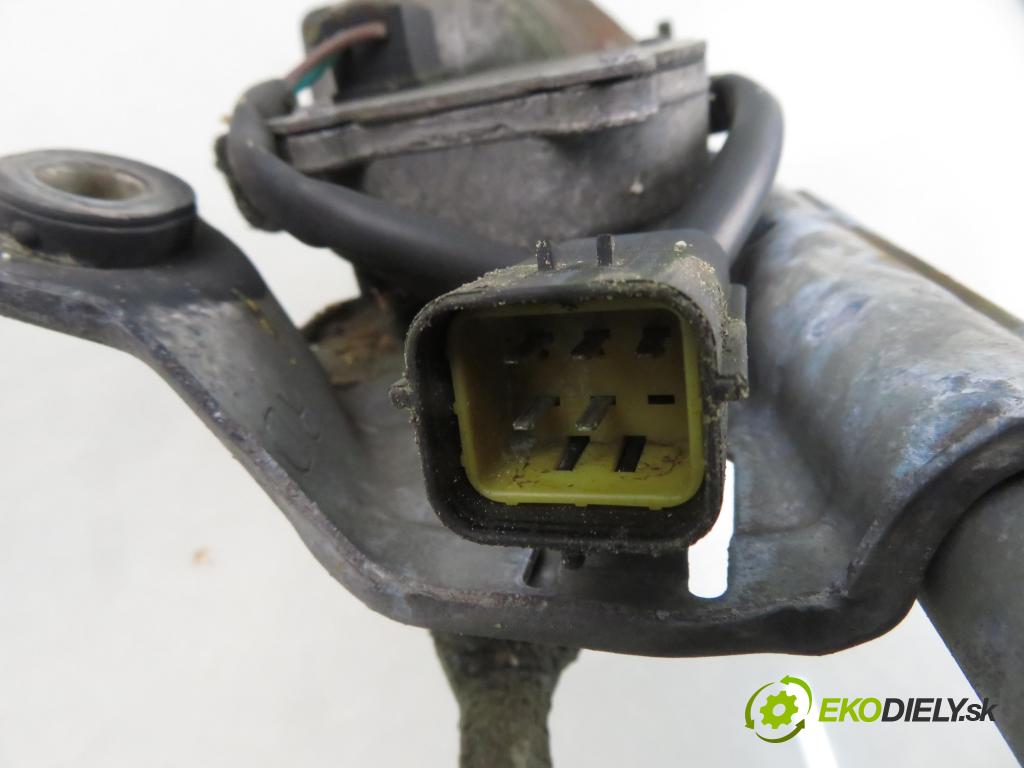 LAND ROVER FREELANDER (L314) SUV 2000 88,00 1.8 i 16V 4x4 - 18 K4F 1796,00 Motorček stieračov 22147906