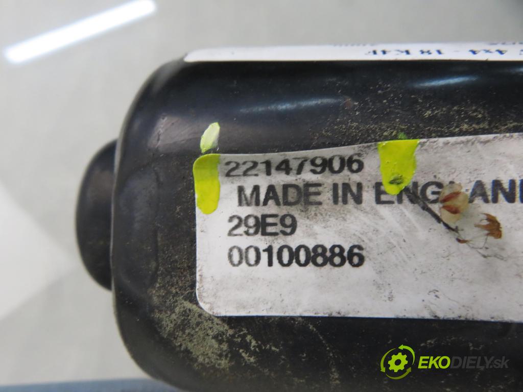 LAND ROVER FREELANDER (L314) SUV 2000 88,00 1.8 i 16V 4x4 - 18 K4F 1796,00 Motorček stieračov 22147906