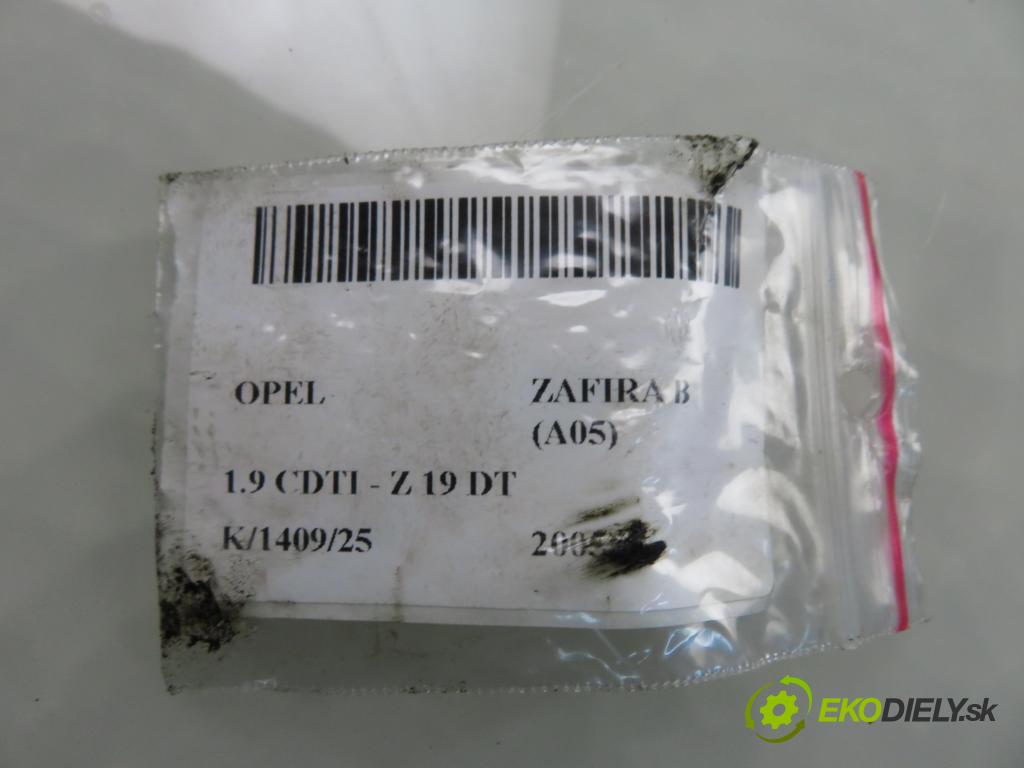 OPEL ZAFIRA B (A05) MINIVAN 2005 88,00 1.9 CDTI 8V 120 - Z 19 DT 1910,00 Obal filtra paliva 13204107 ; 675515220