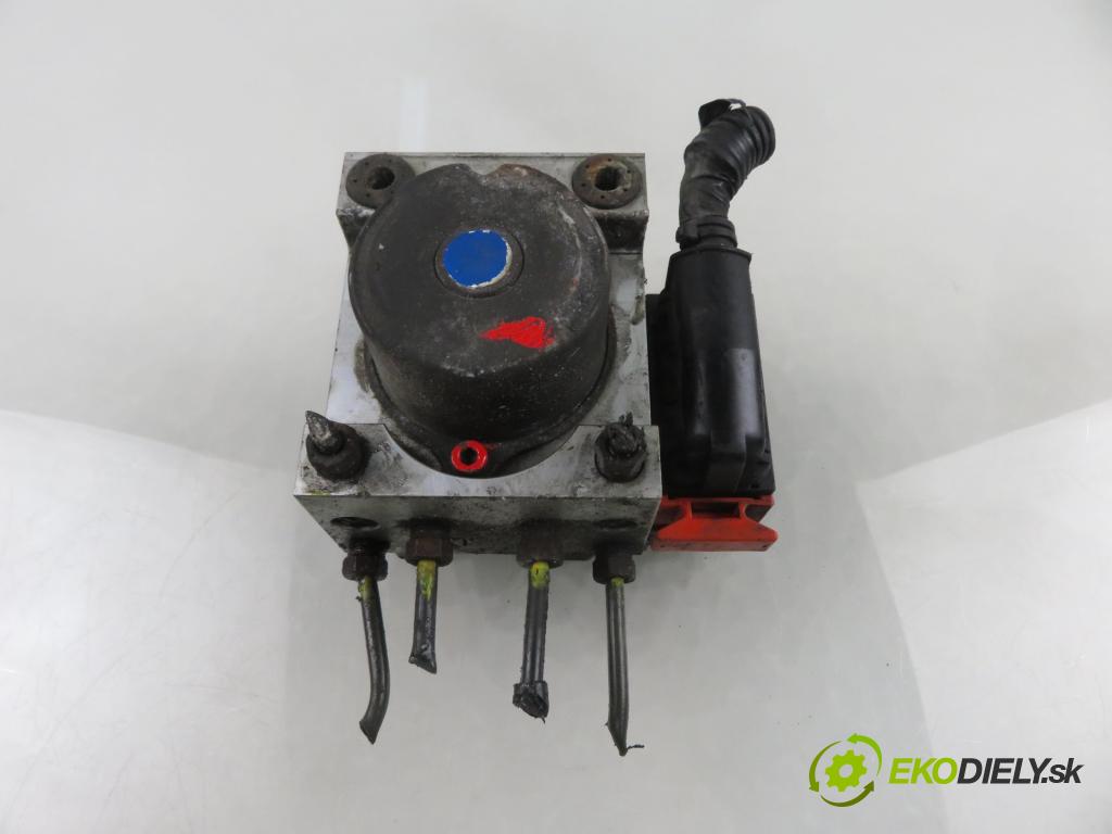 HONDA JAZZ II (GD_, GE3, GE2) HB 2004 61,00 1.3 (GD1) - L13A1 1339,00 Pumpa ABS 044001396 ; SAAJ5 (Pumpa ABS)