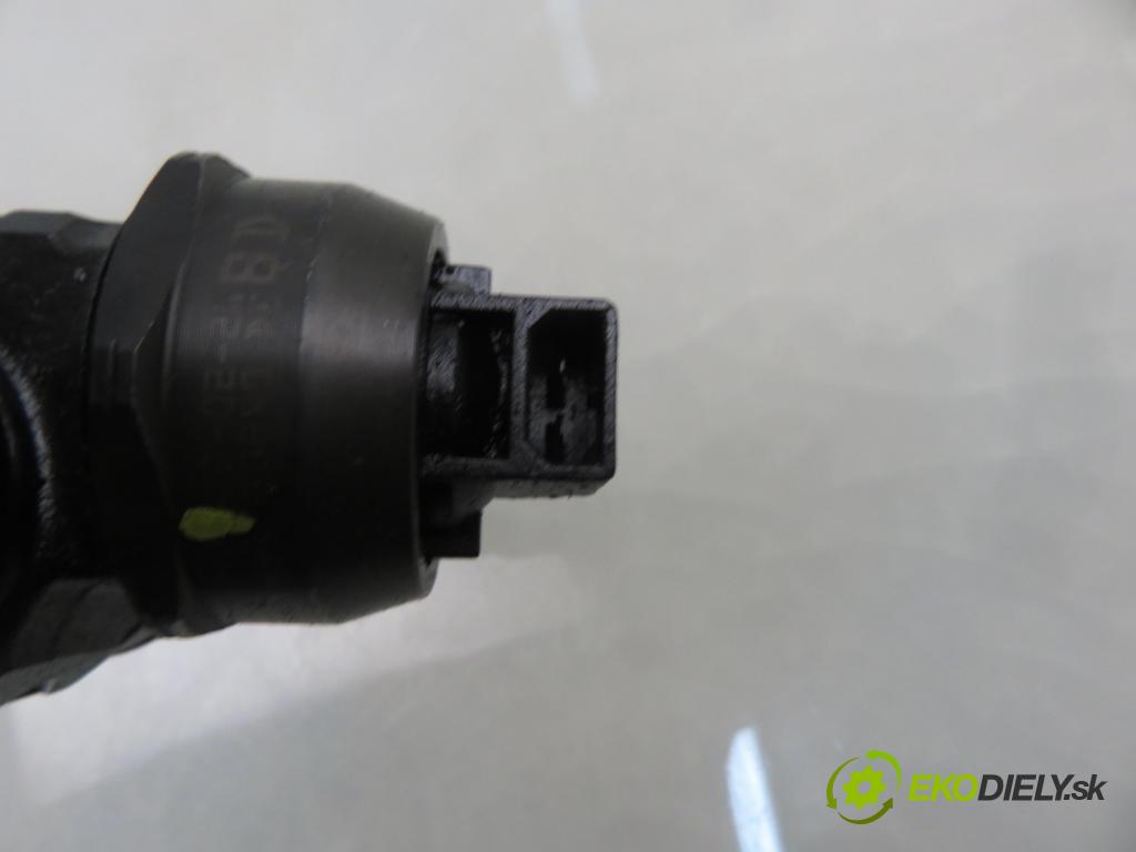 VW SHARAN (7M8, 7M9, 7M6) MINIVAN 2002 85,00 1.9 TDI PD 115 4motion - AUY 1896,00 vstříkovač 038130073AK (Vstřikovač paliva)