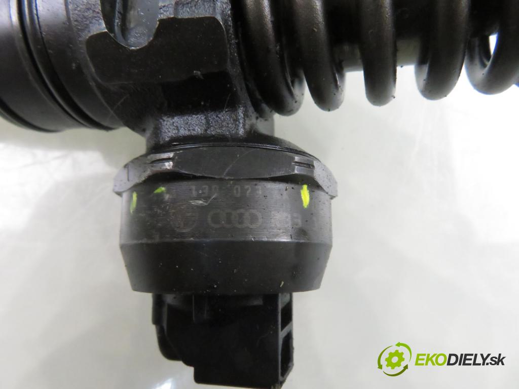 VW SHARAN (7M8, 7M9, 7M6) MINIVAN 2002 85,00 1.9 TDI PD 115 4motion - AUY 1896,00 Vstrekovač 038130073AK (Vstrekovač paliva)