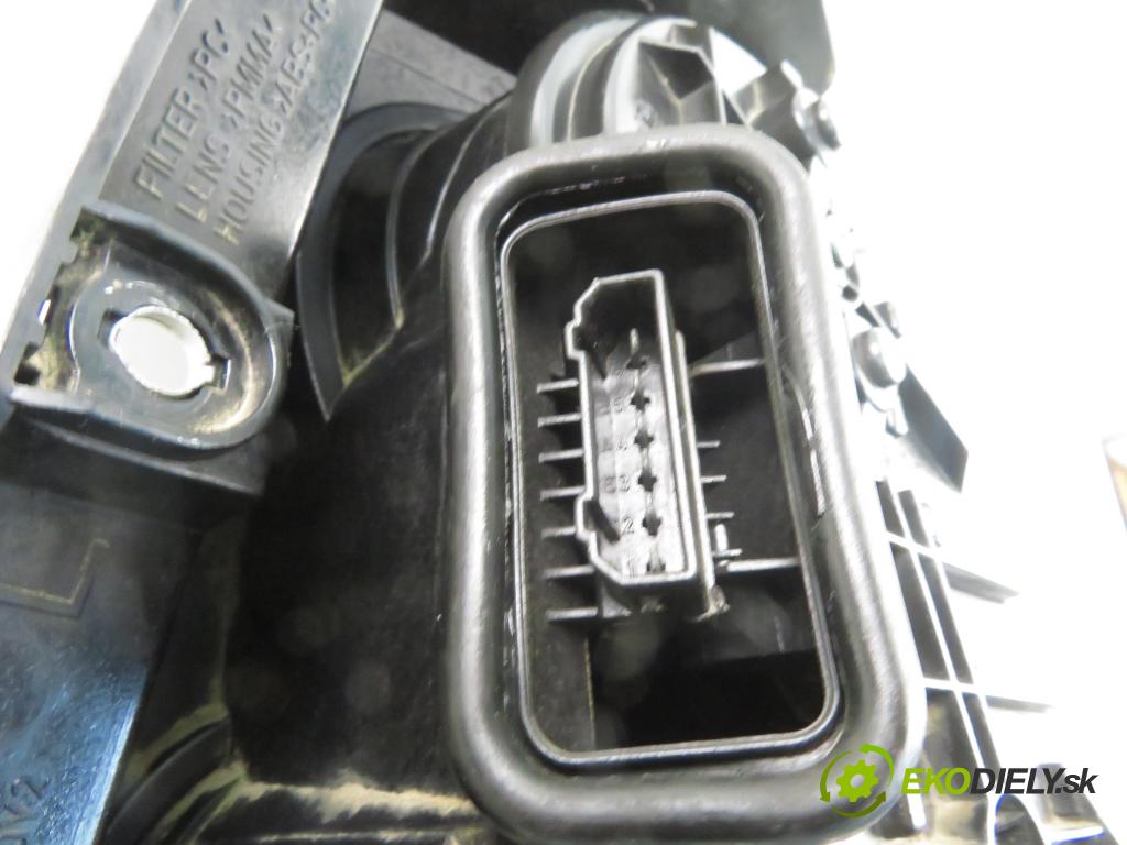 SEAT AROSA (6H) HB 2003 44,00 1.7 SDI - AKU 1716,00 Svetlo ľavé zadné 6H0945111E
