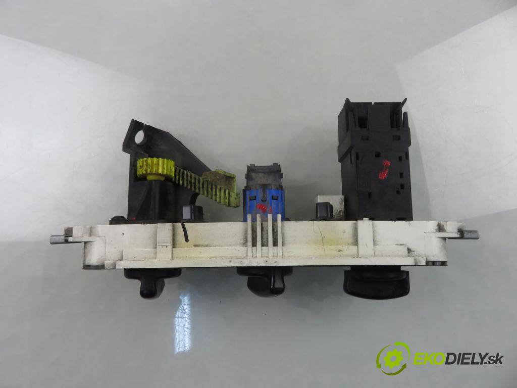 FORD TRANSIT Furgon (FA_ _) BUS 2005 63,00 2.0 DI 86 - F3FA 1998,00 Panel kúrenia KLIMATIZACE: YC1H18K391CD ; YC1H18D451A