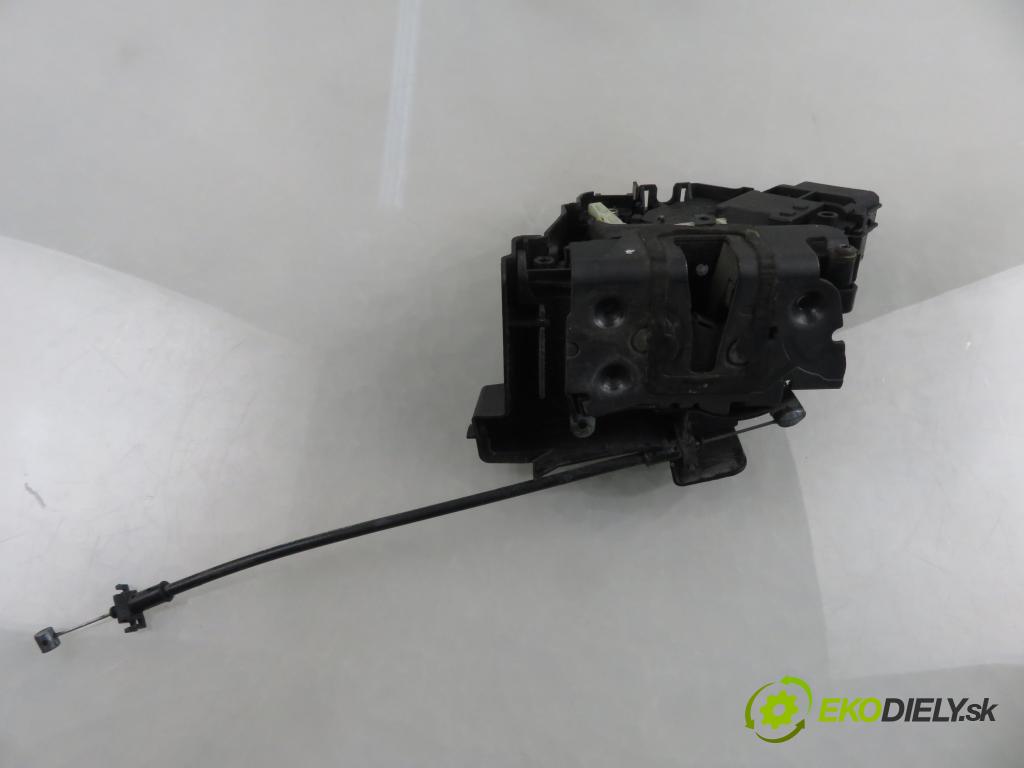 FORD FOCUS II (DA_, HCP) HB 2009 85,00 1.8 TDCi 115 - KKDA 1753,00 zámok 3M5AR21813ET