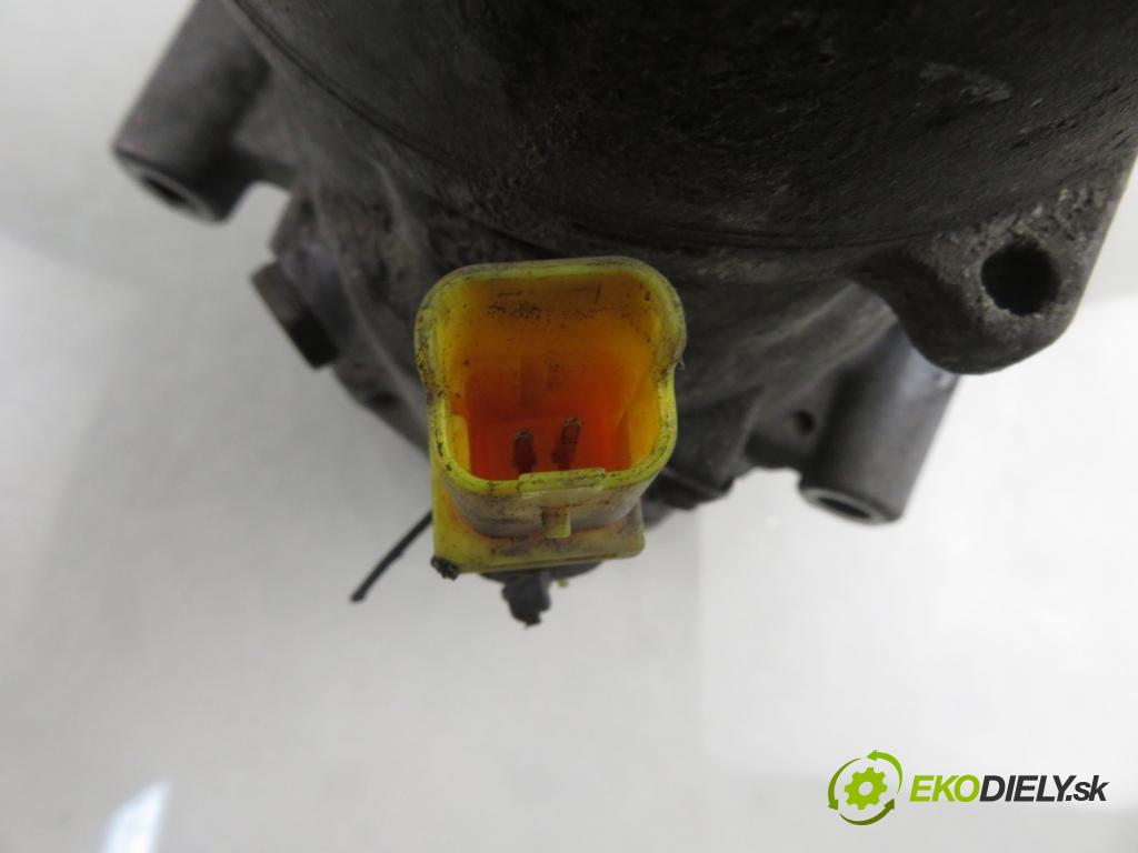 PEUGEOT 307 Break (3E) KOMBI 2004 0,00 2.0 HDi 135 - RHR (DW10BTED4) 1997,00 KOMPRESOR: klimatizácie 9647213380 (Kompresor klimatizácie)