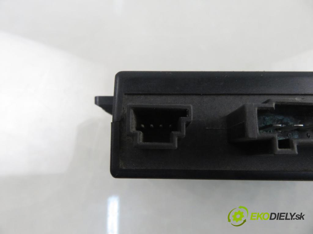 VW CADDY III Furgon (2KA, 2KH, 2CA, 2CH) FURGON 2007 77,00 1.9 TDI - BLS 1896,00 Riadiaca jednotka ťažného oka 8E0907383C