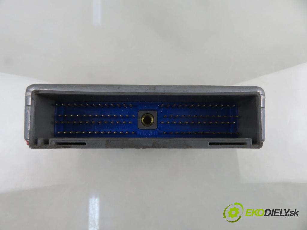 FORD TRANSIT Furgon (FA_ _) BUS 2005 63,00 2.0 DI 86 - F3FA 1998,00 řídící jednotka motora 3C1A12A650EE
