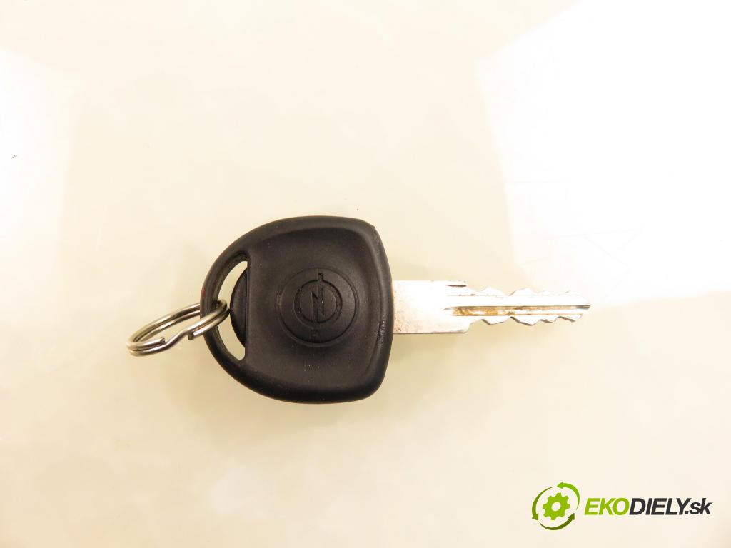 OPEL CORSA B (S93) HB 1999 44,00 1.4 i - X 14 SZ 1389,00 spinačka 26034041 ; 26034040 (Spínacia skrinka)