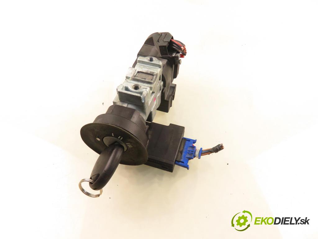 OPEL CORSA B (S93) HB 1999 44,00 1.4 i - X 14 SZ 1389,00 spinačka 26034041 ; 26034040 (Spínacia skrinka)