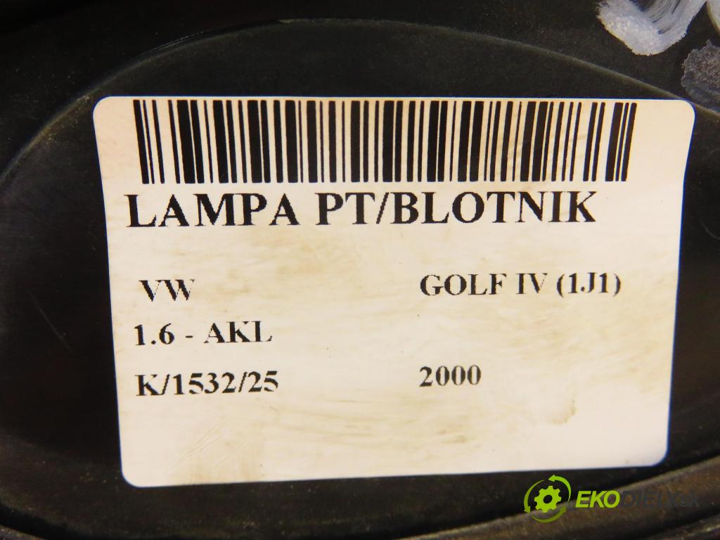 VW GOLF IV (1J1) HB 2000 74,00 1.6 - AKL 1595,00 Svetlo pravé zadné 1J6945112T