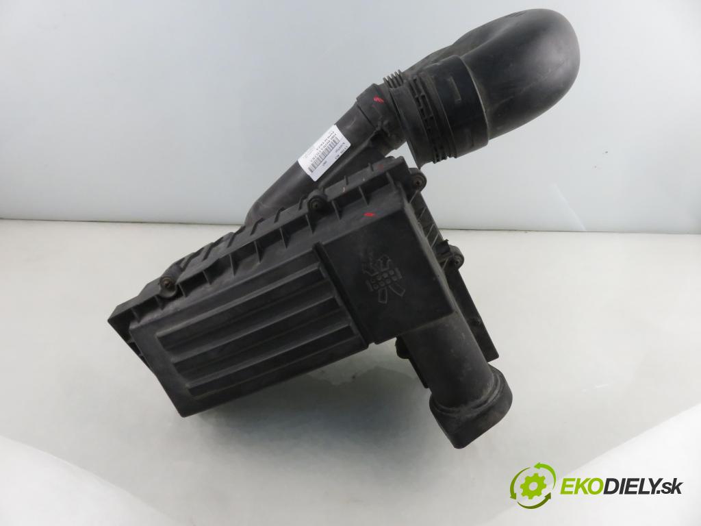 VW CADDY III Furgon (2KA, 2KH, 2CA, 2CH) FURGON 2007 77,00 1.9 TDI - BLS 1896,00 Obal filtra vzduchu 3C0129607BB ; 3C0129601BL (Obal vzduchového filtra)