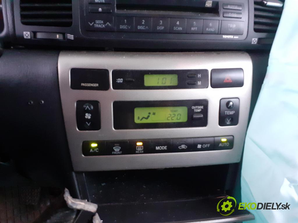 TOYOTA COROLLA (_E12_) HB 2005 85,00 2.0 D-4D 116 (CDE120R_, CDE120L_) - 1CD-FTV 1995,00 Panel topení KLIMATRONIK 8865012A11 ; 1776001560 ; 554111A240