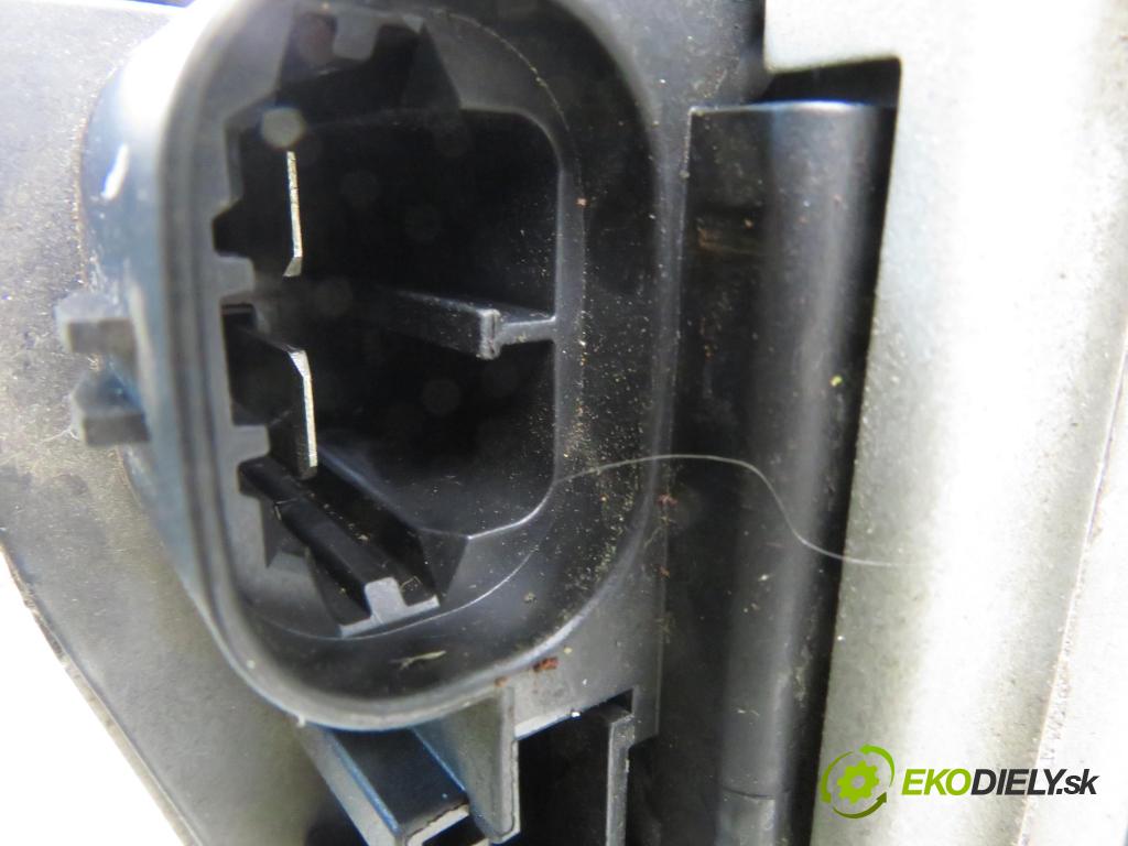 RENAULT SCENIC II (JM0/1_) MINIVAN 2004 88,00 1.9 dCi 120 - F9Q 812 1870,00 serv/podporovanie elektrické 8200035272