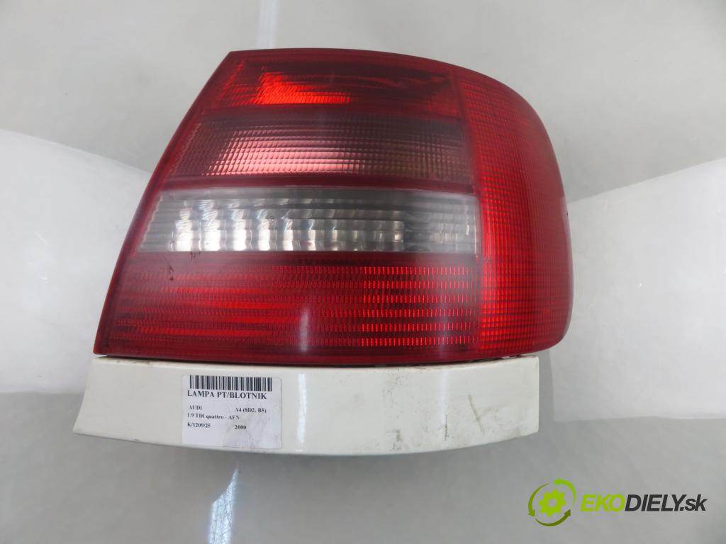 AUDI A4 (8D2, B5) SEDAN 2000 81,00 1.9 TDI quattro - AFN 1896,00 světlo pravé zadní 