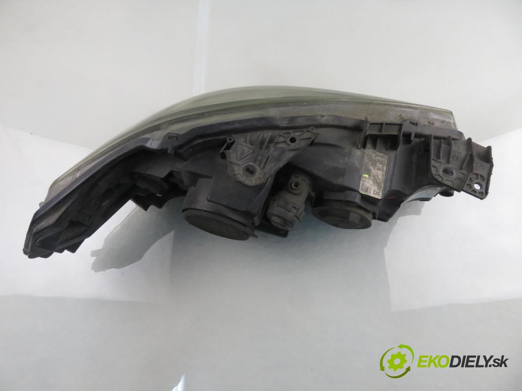 RENAULT LAGUNA II Grandtour (KG0/1_) KOMBI 2007 88,00 1.9 dCi 120 - F9Q 750 1870,00 Svetlo LP 8200555905
