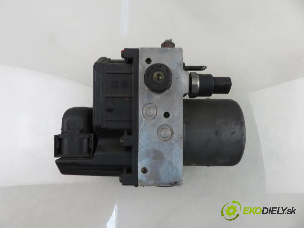 AUDI A4 (8E2, B6) SEDAN 2001 96,00 1.9 TDI PD 130 - AWX 1896,00 Pumpa ABS 0265950011 ; 0265225048 ; 8E0614517 (Pumpa ABS)