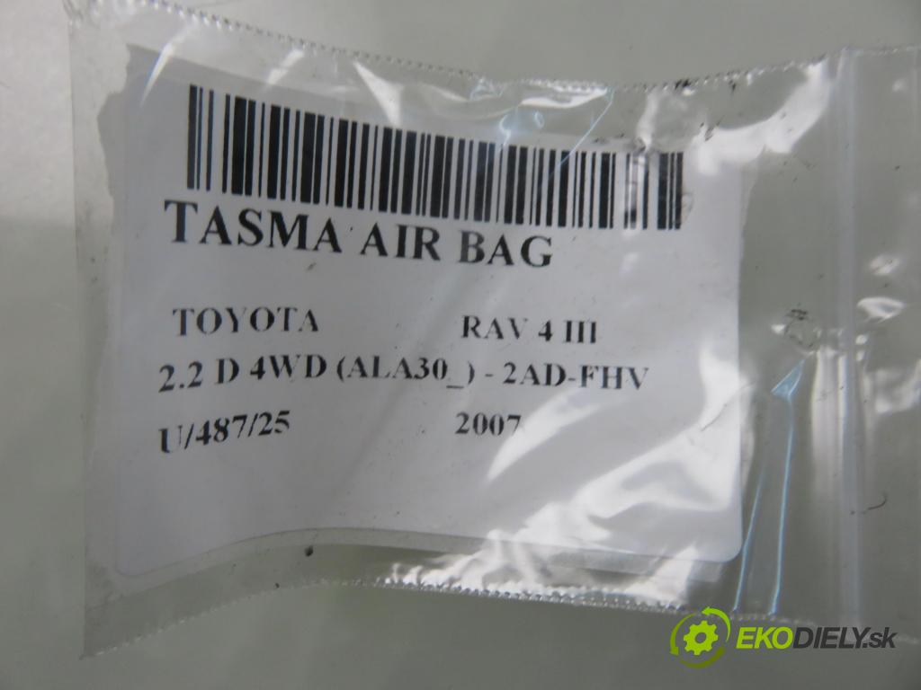 TOYOTA RAV 4 III (_A3_) SUV 2007 130,00 2.2 D 4WD 177 - 2AD-FHV 2231,00 PÁSKA: air BAG 4203075B494