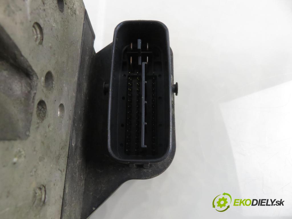 TOYOTA RAV 4 III (_A3_) SUV 2007 130,00 2.2 D 4WD 177 - 2AD-FHV 2231,00 Pumpa ABS 4454042100 ; 8954142220 ; 1338007970 (Pumpa ABS)