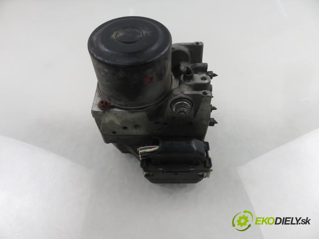 TOYOTA RAV 4 III (_A3_) SUV 2007 130,00 2.2 D 4WD 177 - 2AD-FHV 2231,00 Pumpa ABS 4454042100 ; 8954142220 ; 1338007970 (Pumpa ABS)