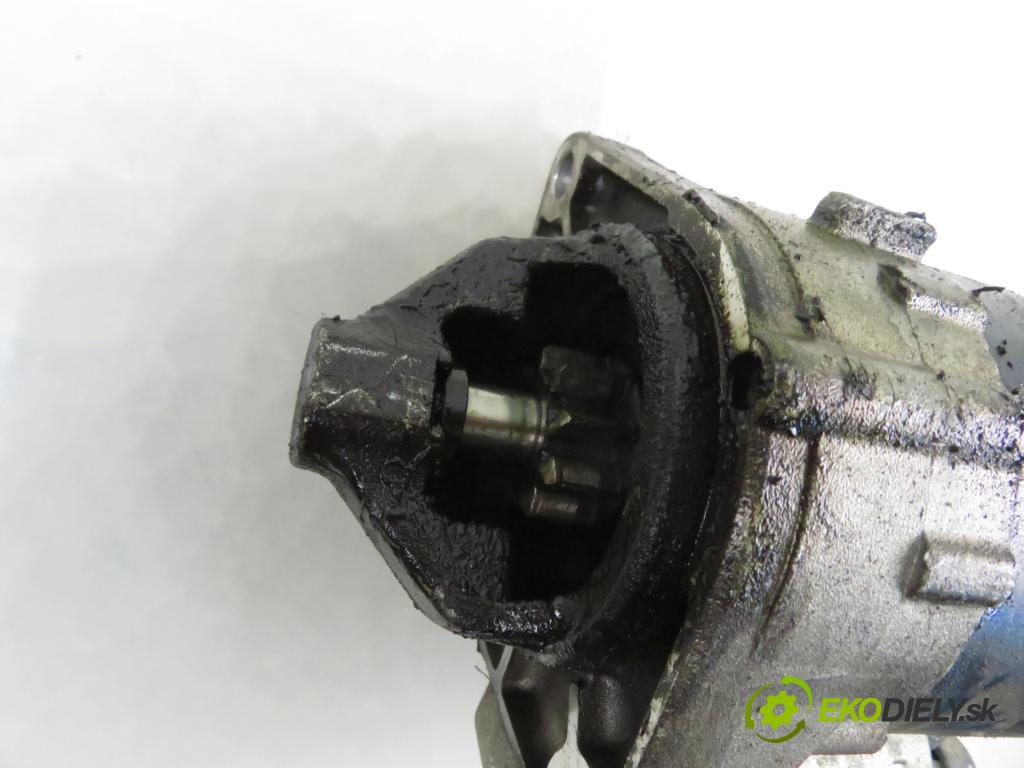 FIAT STILO (192_) HB 2002 59,00 1.2 16V 80 - 188 A5.000 1242,00 startér 46813058 ; D7E52 (Startér)