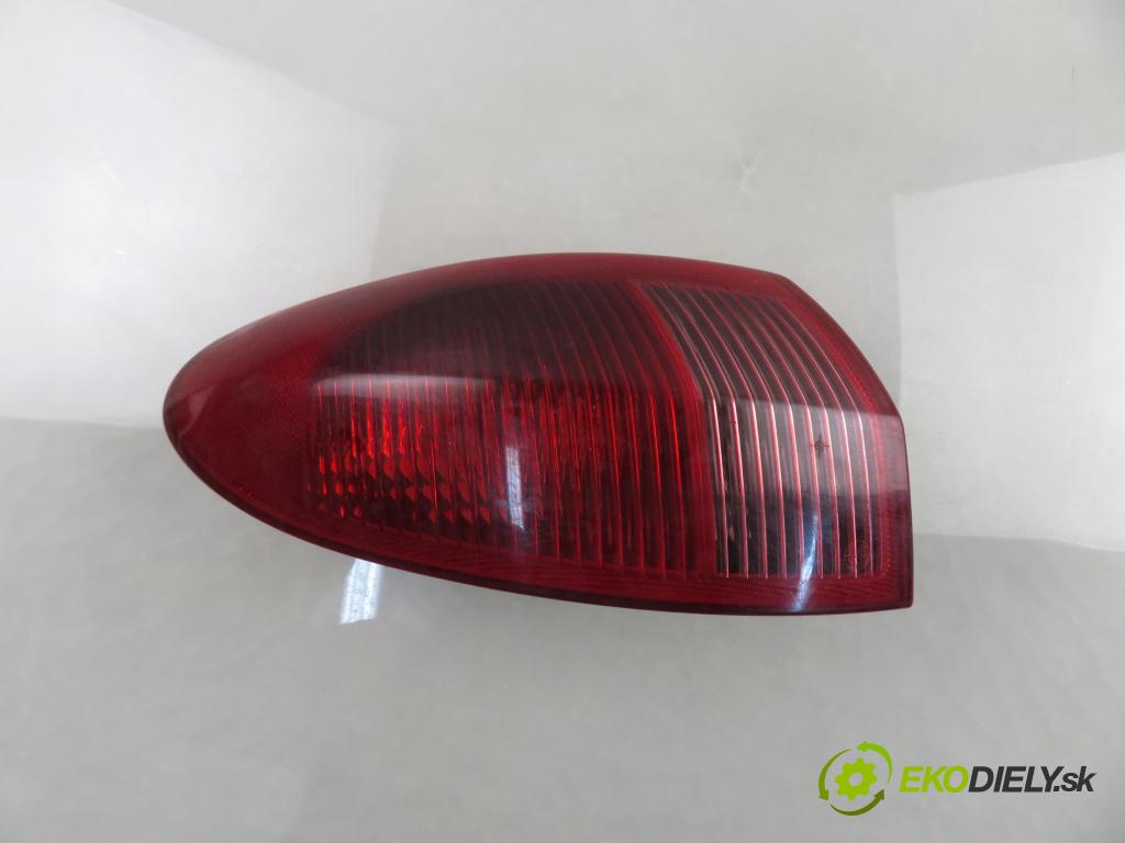 ALFA ROMEO 147 (937_) HB 2006 88,00 1.9 JTDM 8V (937.AXD1A, 937.AXU1A, 937.BXU1A) - 93 1910,00 Svetlo ľavé zadné 46556349