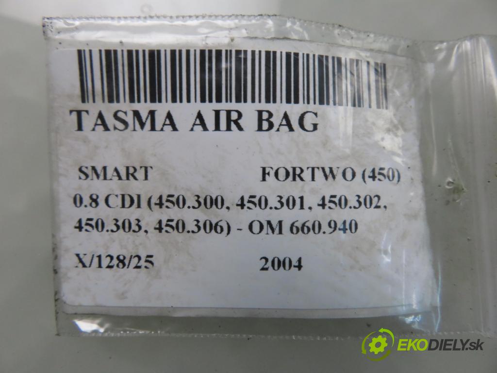 SMART FORTWO Coupe (450) HB 2004 30,00 0.8 CDI (450.300, 450.301, 450.302, 450.303, 450.3 799,00 PÁSKA: air BAG 0001240V013