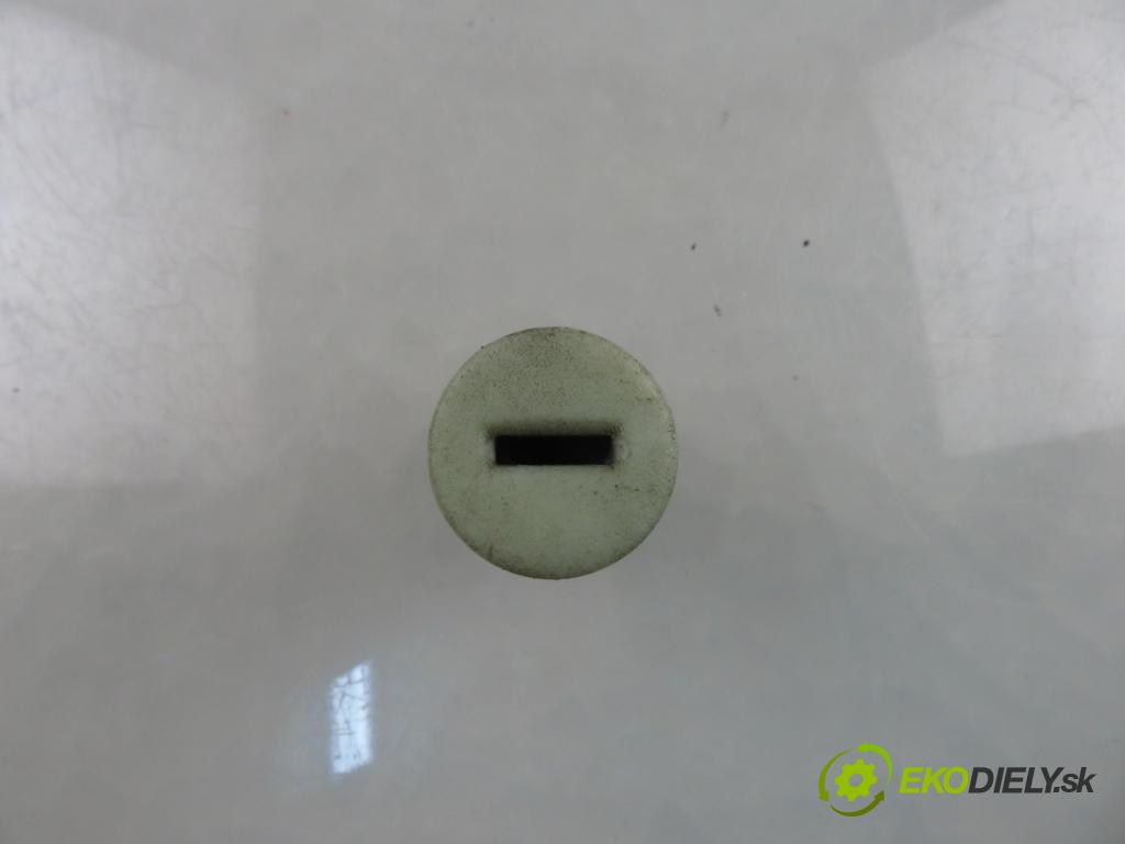 SMART FORTWO Coupe (450) HB 2004 30,00 0.8 CDI (450.300, 450.301, 450.302, 450.303, 450.3 799,00 spinačka  (Spínacia skrinka)