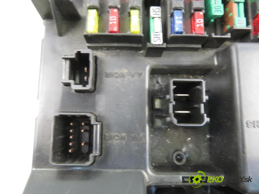 PEUGEOT 307 (3A/C) HB 2004 80,00 1.6 HDi 110 1560,00 MODUL BSI 9651197580 ; 9651196880