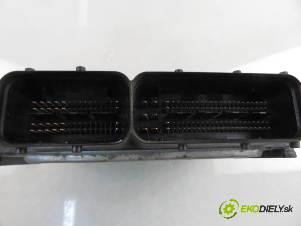 ALFA ROMEO 147 (937_) HB 2006 88,00 1.9 JTDM 8V (937.AXD1A, 937.AXU1A, 937.BXU1A) - 93 1910,00 Riadiaca jednotka Motor 55205066 ; 0281012965