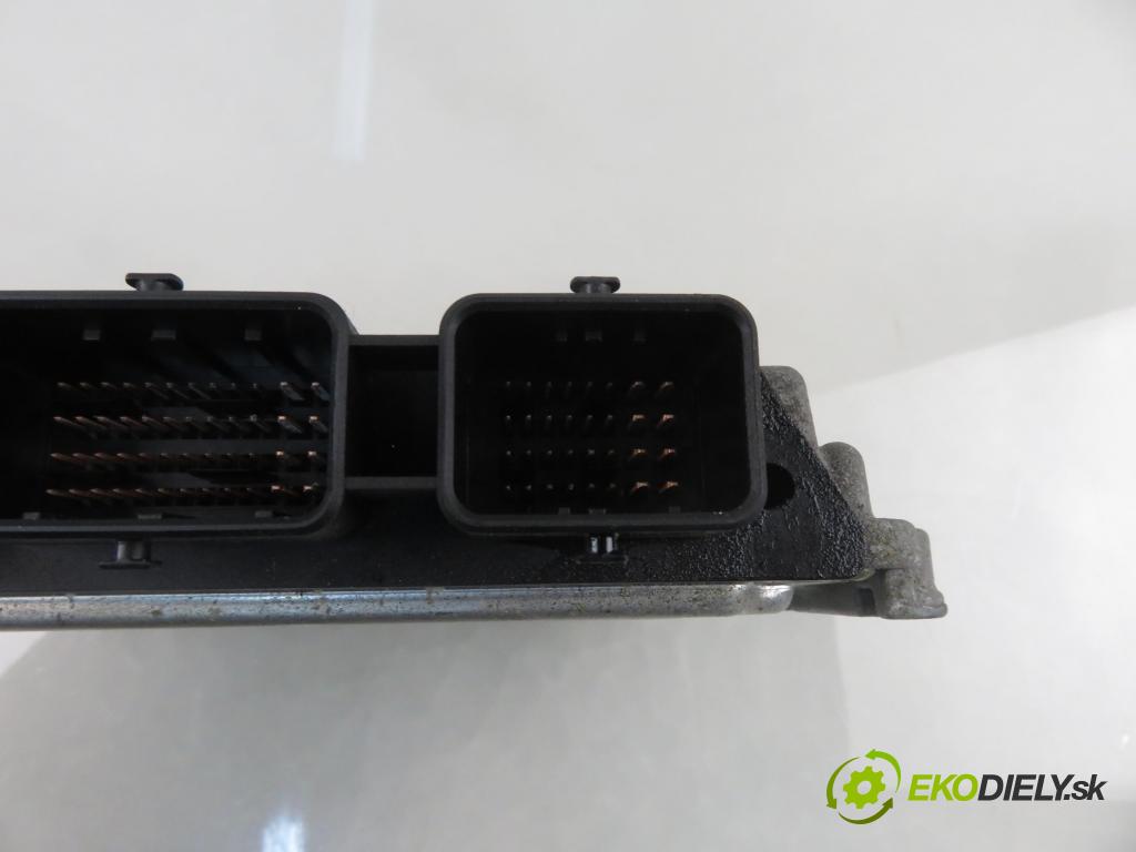 PEUGEOT 307 (3A/C) HB 2004 80,00 1.6 HDi 110 1560,00 Riadiaca jednotka Motor 0281011234 ; 9655698280