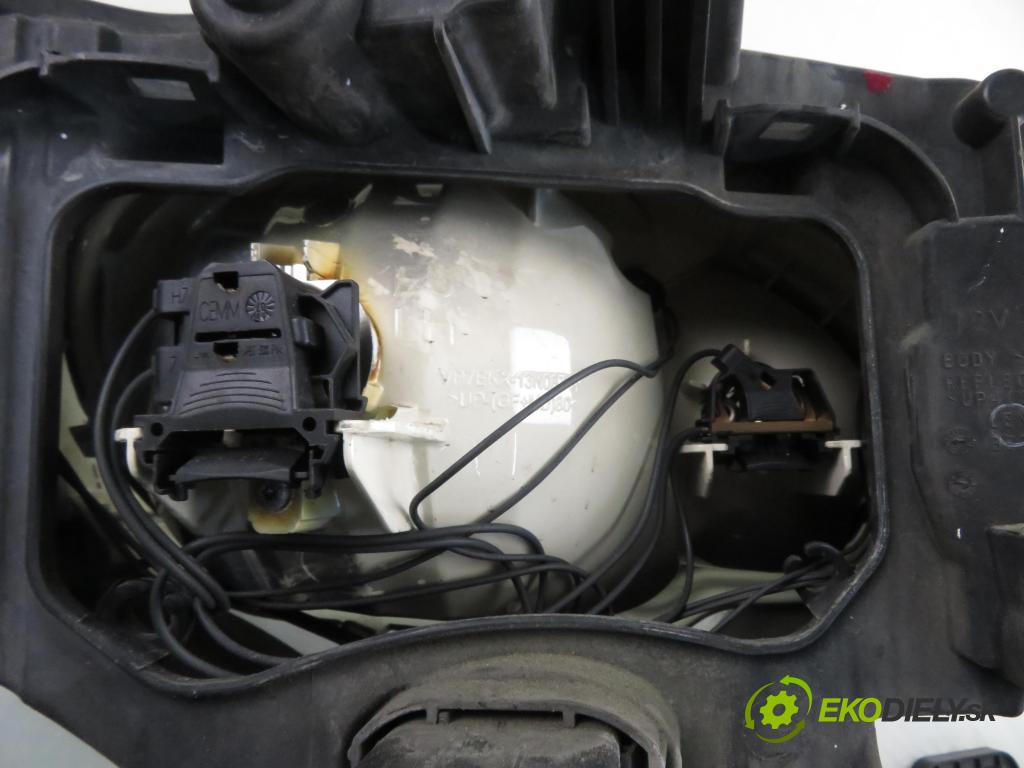 FORD MONDEO IV (BA7) LIFTBACK 2007 92,00 1.8 TDCi - QYBA 1753,00 Svetlo LP 7S7113W030AG
