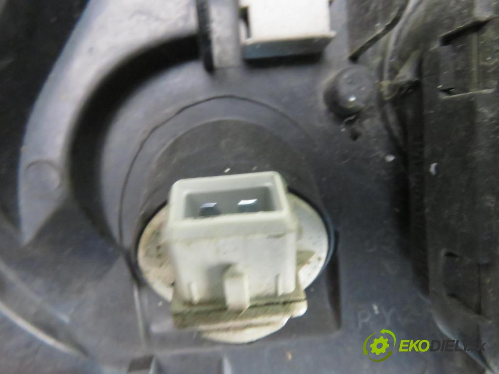 CITROEN SAXO (S0, S1) HB 2000 44,00 1.1 X,SX - HFX (TU1JP) 1124,00 Svetlo LP 9636331780