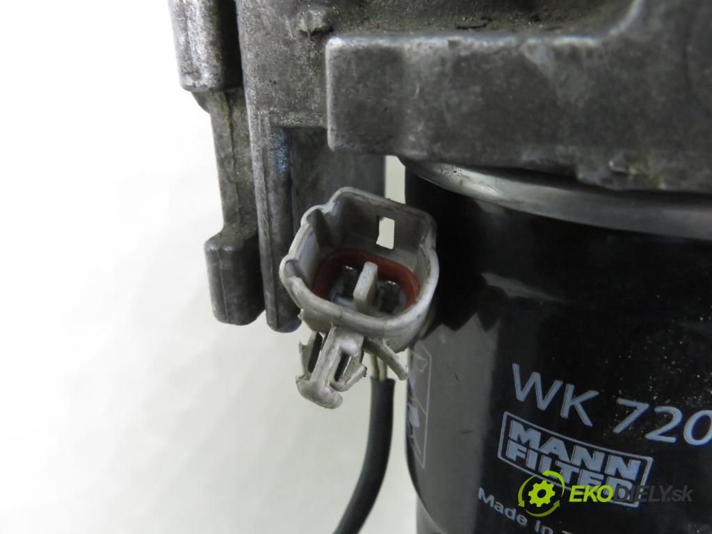 TOYOTA RAV 4 III (_A3_) SUV 2007 130,00 2.2 D 4WD 177 - 2AD-FHV 2231,00 Obal filtra paliva  (Obal palivového filtra)