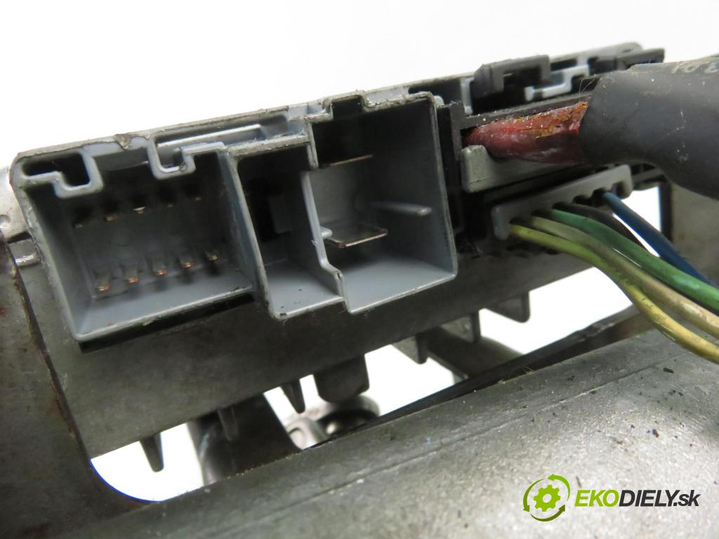 FIAT PUNTO (188_) HB 2002 59,00 1.2 16V 80 - 188 A5.000 1242,00 serv/podporovanie elektrické 12229059 ; 26103598