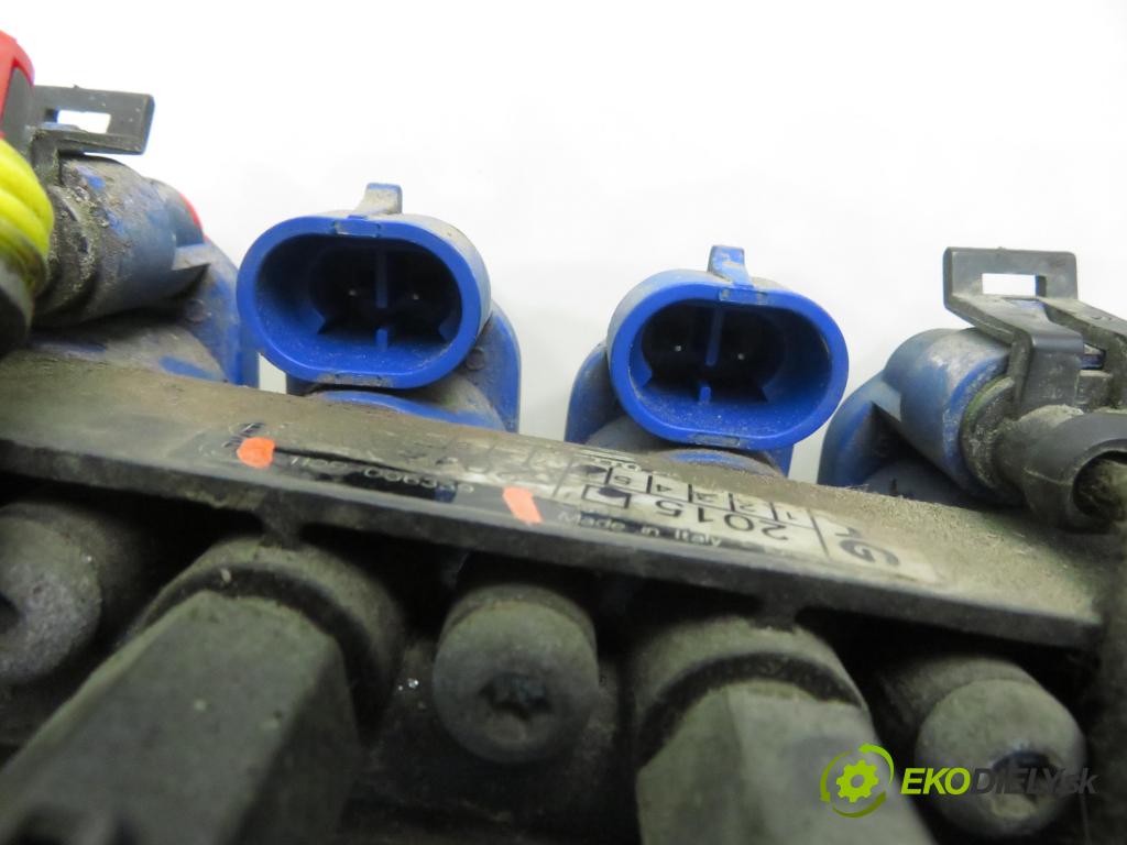 SEAT LEON (1M1) HB 2001 55,00 1.4 16V - AXP 1390,00 Lišta vstrekovacia LPG 110R006359