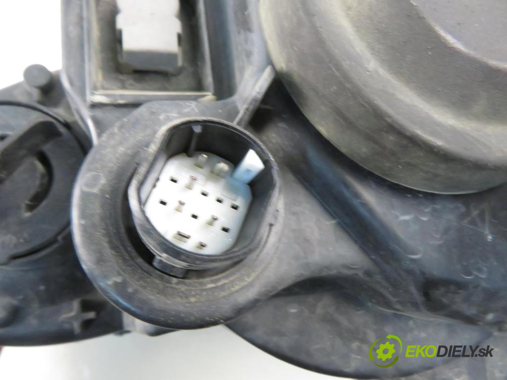 ALFA ROMEO 147 (937_) HB 2006 88,00 1.9 JTDM 8V (937.AXD1A, 937.AXU1A, 937.BXU1A) - 93 1910,00 Svetlo PP