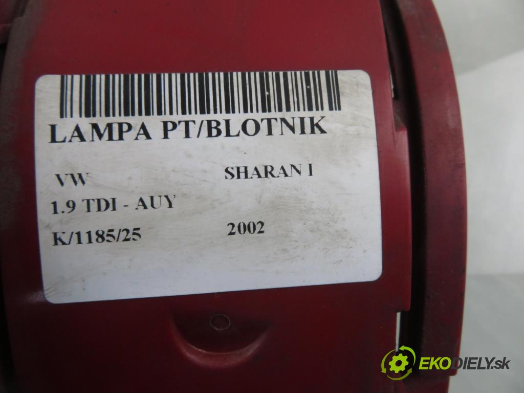 VW SHARAN (7M8, 7M9, 7M6) MINIVAN 2002 85,00 1.9 TDI PD 115 - AUY 1896,00 Svetlo pravé zadné