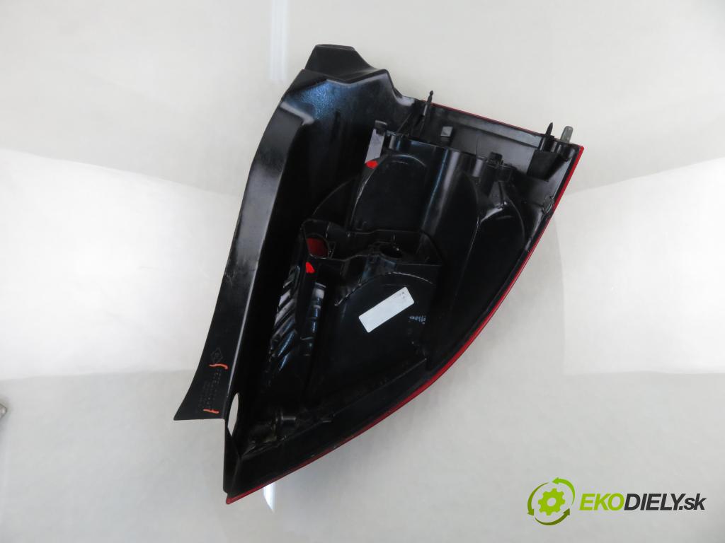 RENAULT MEGANE II (BM0/1_, CM0/1_) HB 2007 96,00 1.9 dCi - F9Q 818 1870,00 Svetlo ľavé zadné 8200073236