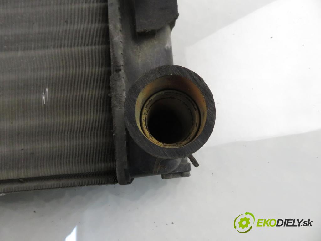 OPEL VIVARO A Skrzynia (X83) FURGON 2003 60,00 1.9 DI 80 - F9Q 762 1870,00 chladič vody 91166000 ; 8200073817C