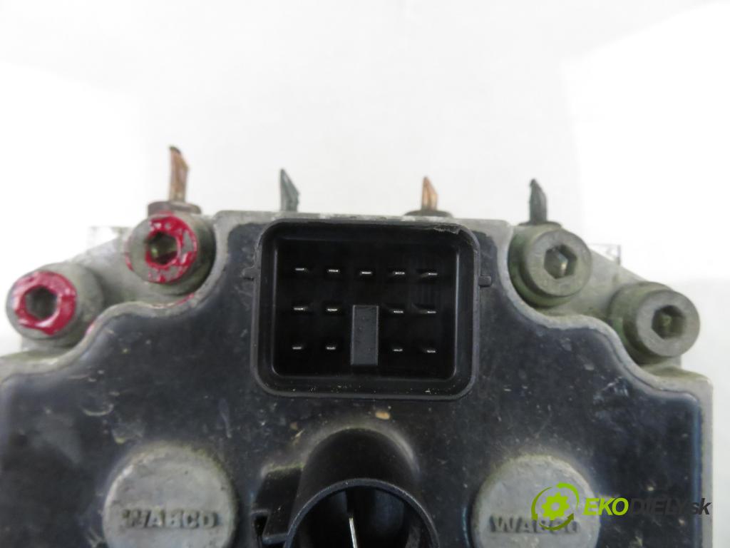 LAND ROVER FREELANDER (L314) SUV 2000 88,00 1.8 i 16V 4x4 - 18 K4F 1796,00 Pumpa ABS SRB10123099 ; 4784070300 ; 10123099 (Pumpa ABS)