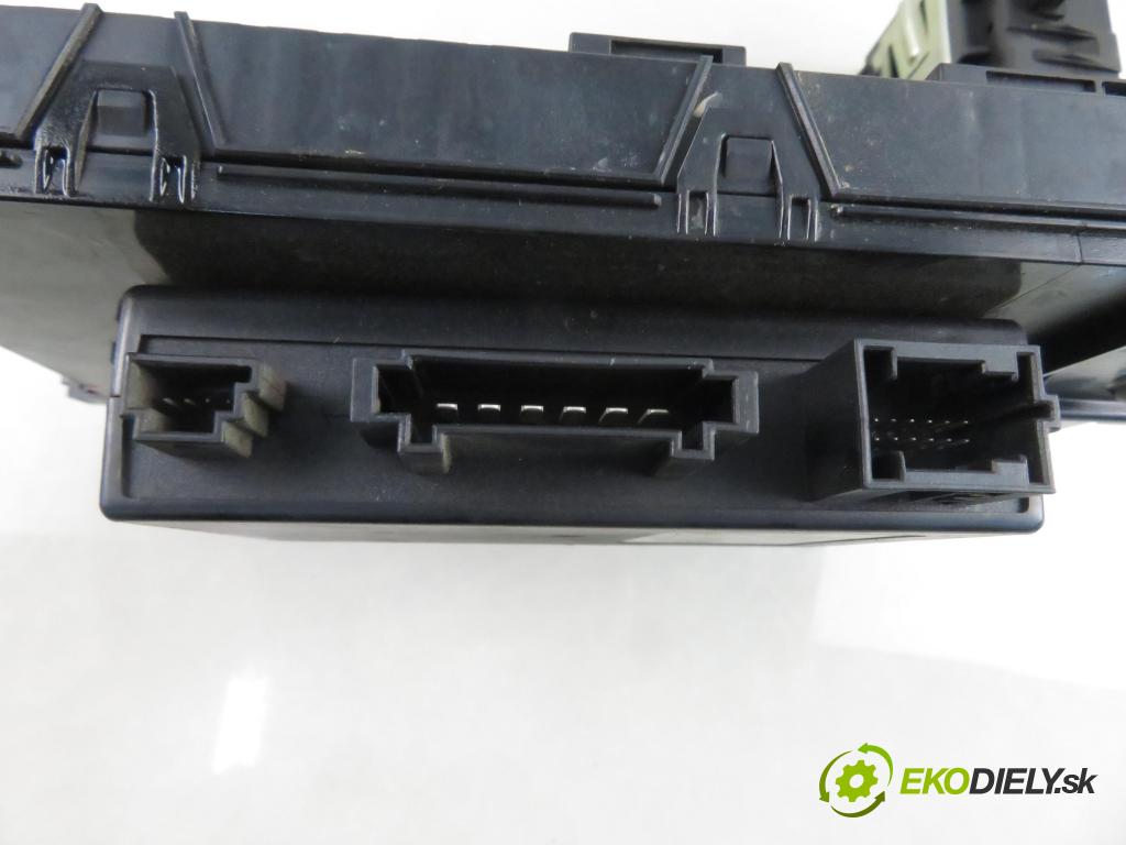 MERCEDES-BENZ KLASA C (W203) SEDAN 2003 85,00 C 200 CDI 116 - OM 611.962 2148,00 MODUL SAM 2095450101 ; 5DK00848610 ; 0295456732