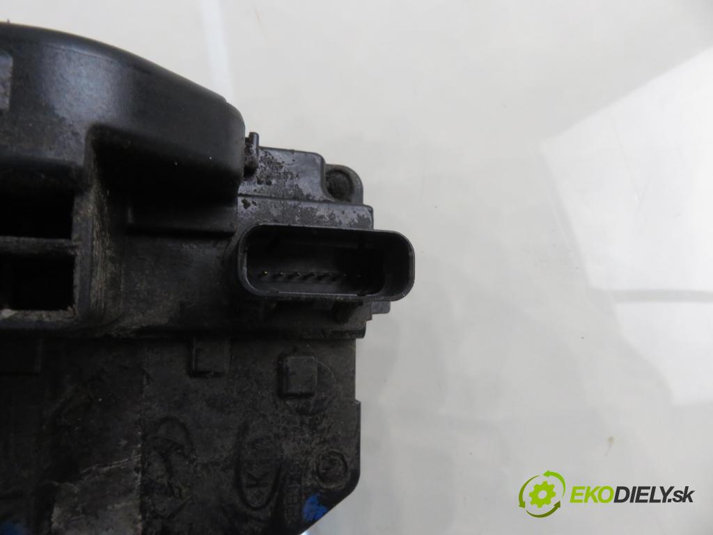 KIA CEE'D liftback (ED) HB 2008 80,00 1.4 16V 109 - G4FA 1396,00 zámok PTE