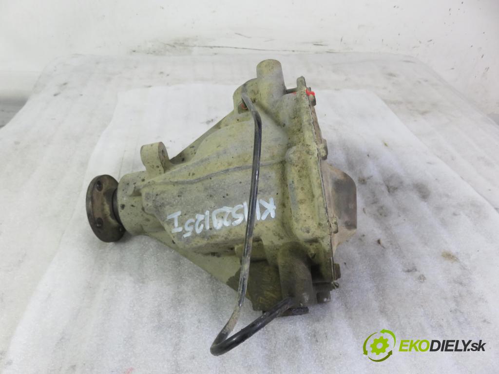 LAND ROVER FREELANDER (L314) SUV 2000 88,00 1.8 i 16V 4x4 - 18 K4F 1796,00 ,diferenciál 47156