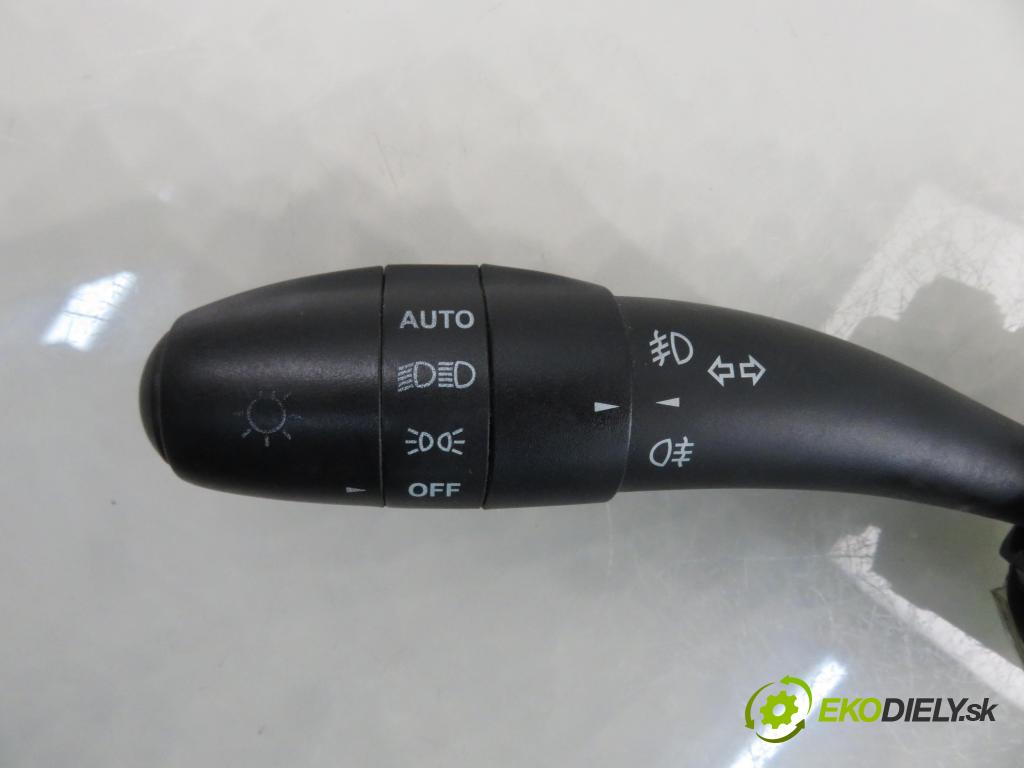 KIA CEE'D liftback (ED) HB 2008 80,00 1.4 16V 109 - G4FA 1396,00 / ŘAZENÍ / levá strana 3673MA