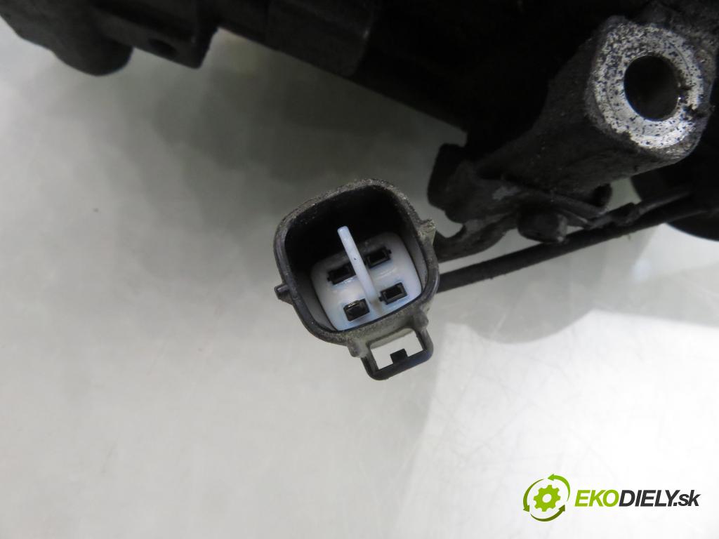 TOYOTA COROLLA kombi (_E12_) KOMBI 2005 0,00 1.4 D4-D (NDE120_) - 1ND-TV 1364,00 KOMPRESOR: klimatizácie 4472607961 (Kompresor klimatizácie)